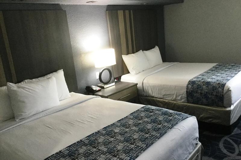 Baymont Inn & Suites Shawnee Dış mekan fotoğraf