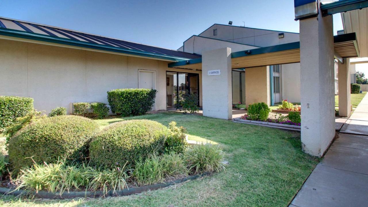 Baymont Inn & Suites Shawnee Dış mekan fotoğraf